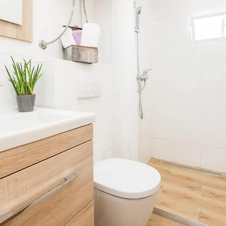 Apartament Cosy Near The Sport Center And Exercise Park Visnjik - Zadar