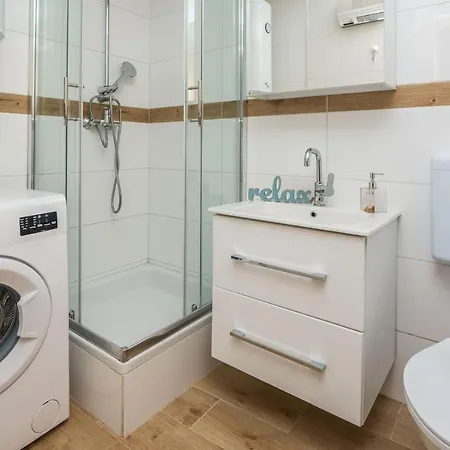 Apartament Cosy Near The Sport Center And Exercise Park Visnjik -