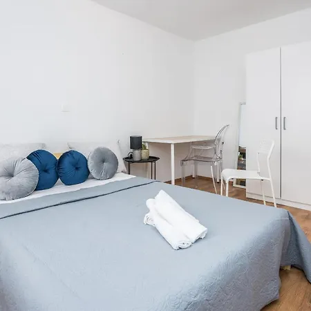 Apartment Cosy Near The Sport Center And Exercise Park Visnjik - Zadar