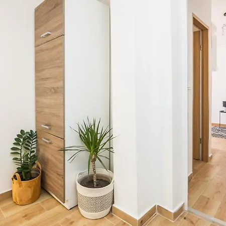 Apartment Cosy Near The Sport Center And Exercise Park Visnjik -